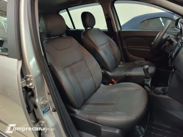 SANDERO 1.6 STEPWAY 8V FLEX 4P MANUAL