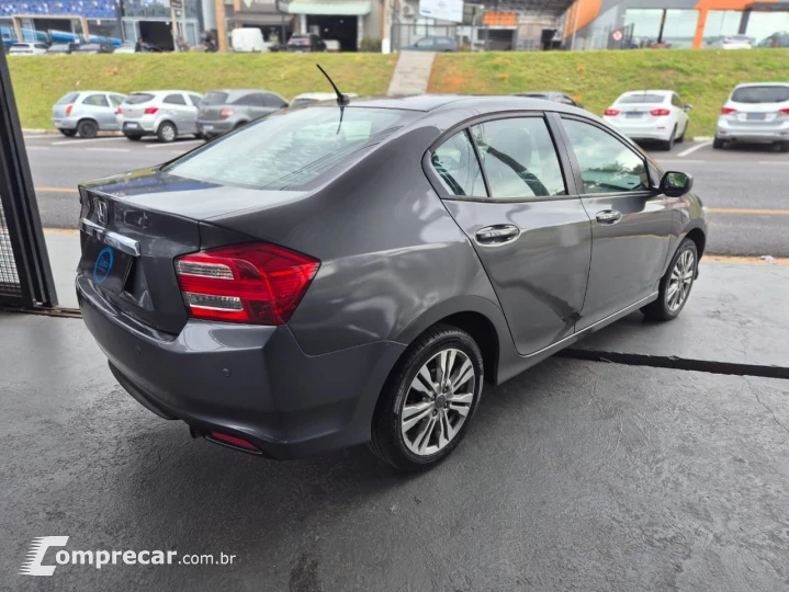 CITY Sedan LX 1.5 Flex 16V 4p Aut.