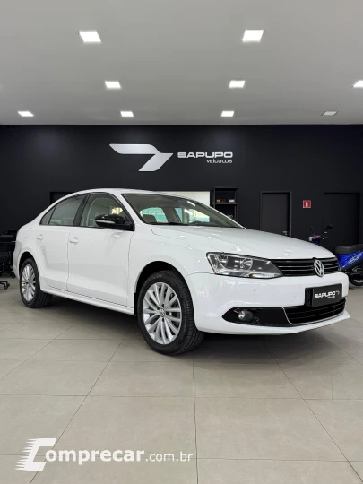 JETTA 2.0 TSI Highline 211cv