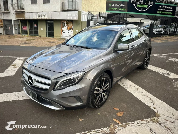 GLA 200 Advance 1.6/1.6 TB 16V Flex Aut.