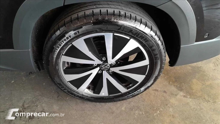 TAOS 1.4 250 TSI TOTAL FLEX HIGHLINE AUTOMÁTICO