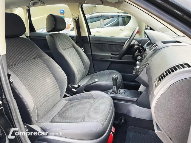 POLO - 1.6 MI 8V 4P MANUAL