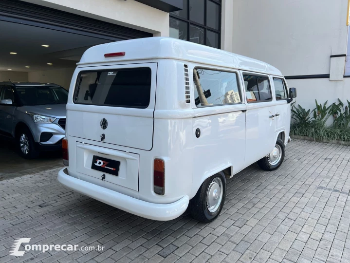 KOMBI 1.4 MI STD Lotação 8V