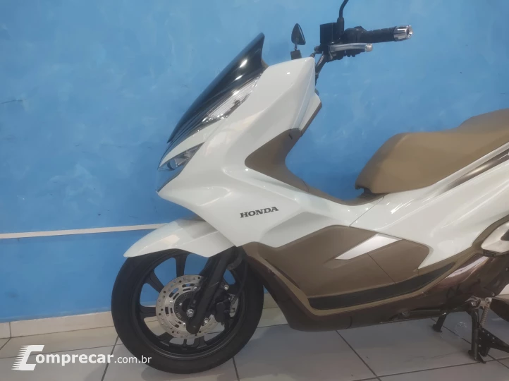 PCX DLX