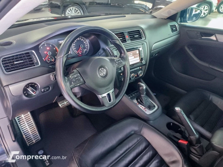 JETTA 2.0 TSI Highline