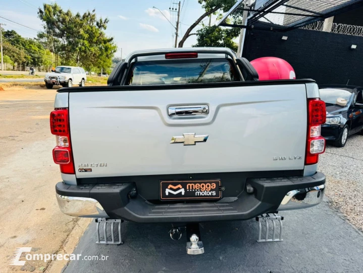 S10 2.8 16V LTZ CABINE DUPLA 4X4 TURBO DIESEL AUTOMÁTICO