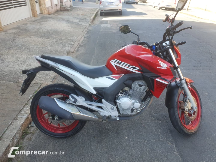 Cbx Twister 250
