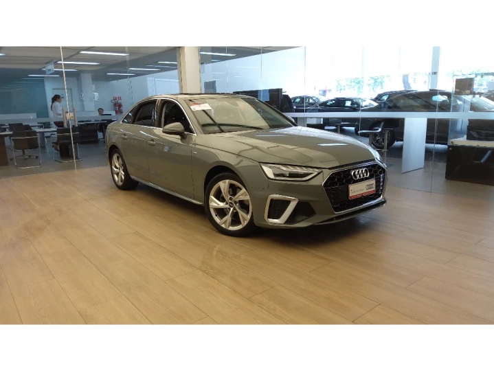 A4 2.0 TFSI Prestige Plus S Tronic