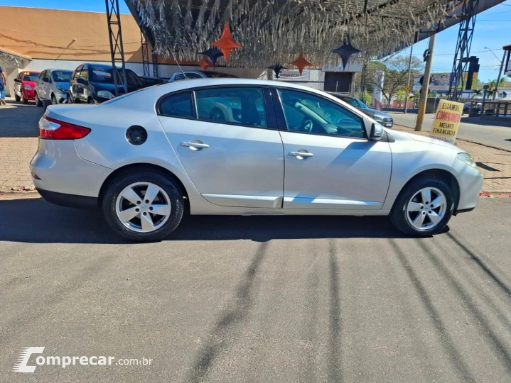 Fluence 2.0 Dynamique 16V Flex 4P Manual