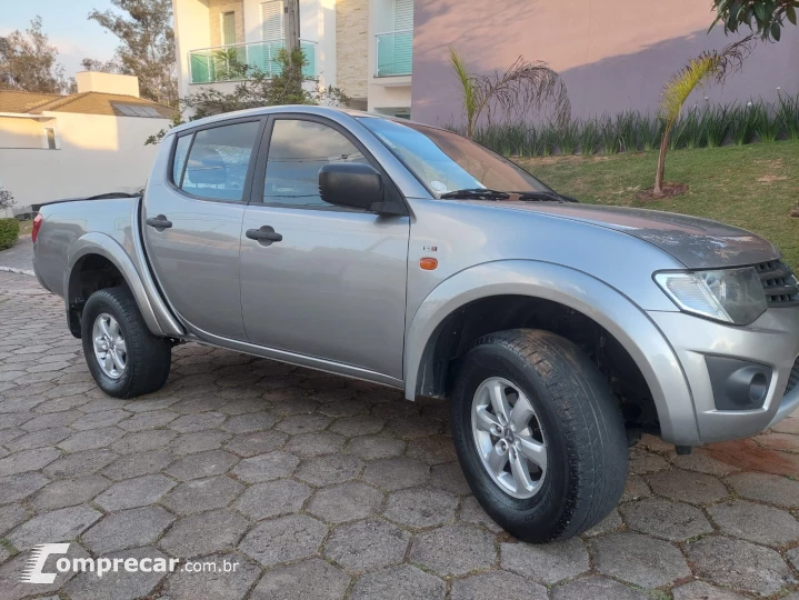 L200 TRITON 2.4 HLS 4X2 CD 16V