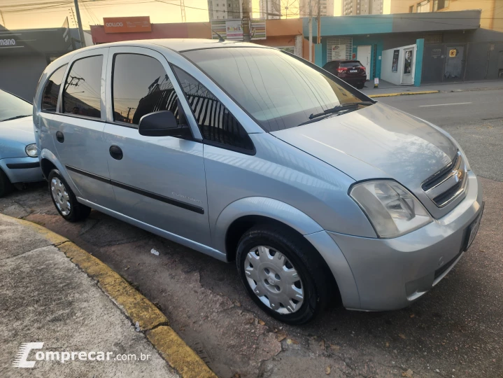 MERIVA 1.8 MPFI Premium 8V