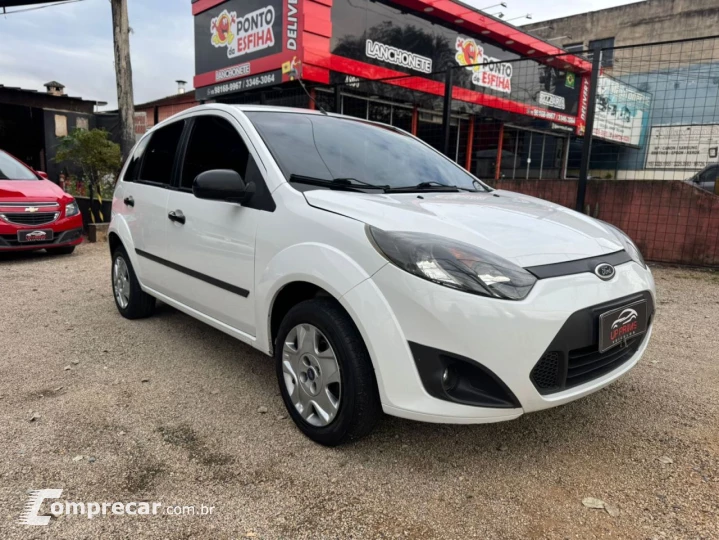 FIESTA 1.6 MPI Class Hatch 8V