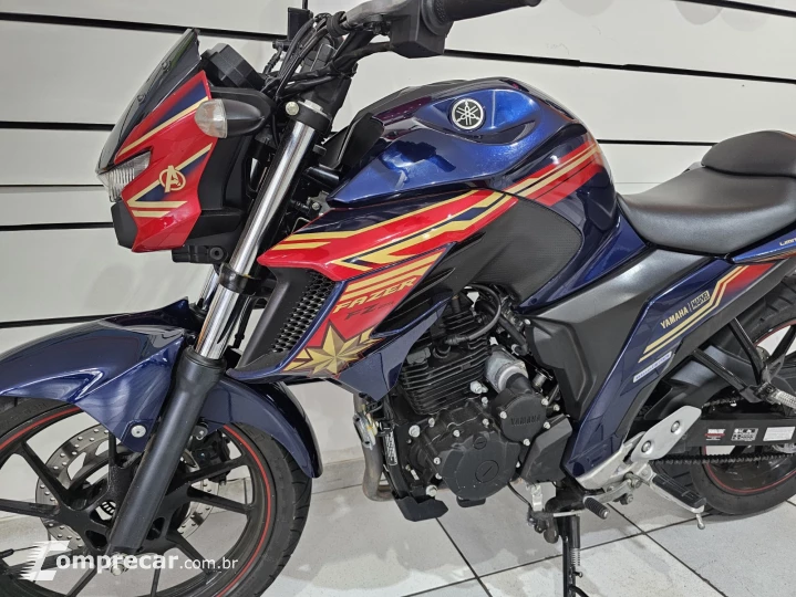 FZ25 FAZER capita marvel