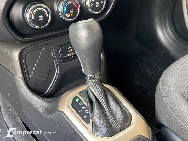 RENEGADE 1.8 16V Sport