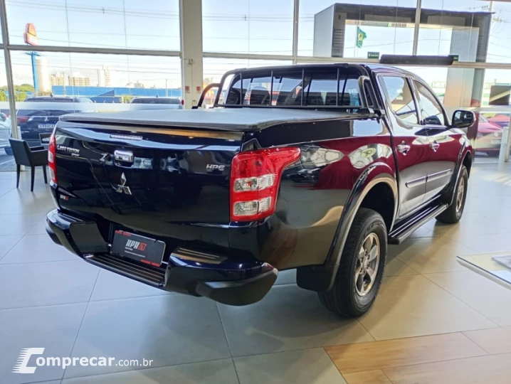 L200 TRITON 2.4 16V Turbo Sport HPE CD 4X4