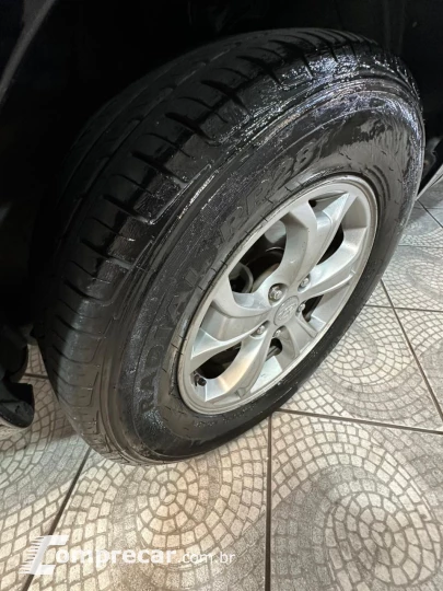 TUCSON 2.0 MPFI GLS 16V 143cv 2WD