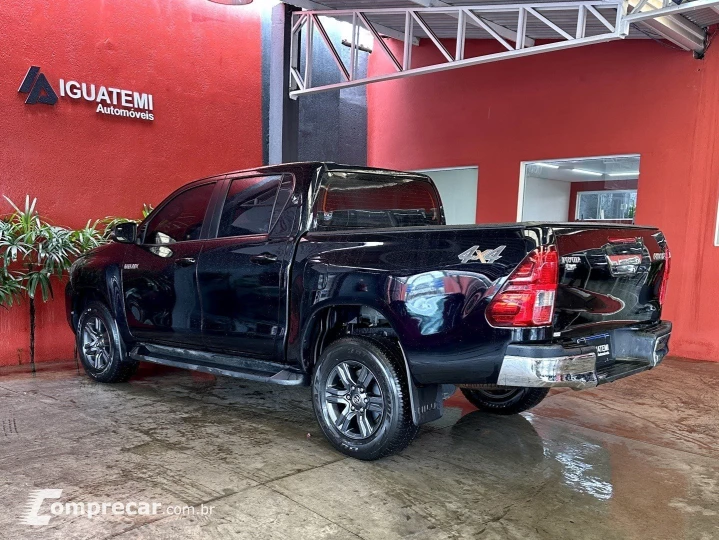 HILUX 2.8 D-4D TURBO DIESEL CD SR 4X4 AUTOMÁTICO