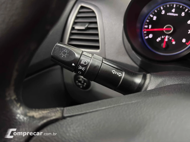 HB20S 1.6 COMFORT PLUS 16V FLEX 4P AUTOMÁTICO