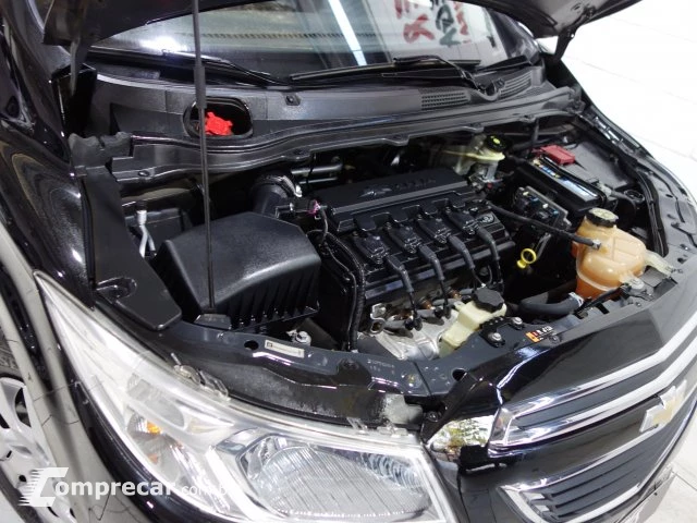 PRISMA - 1.0 MPFI LT 8V 4P MANUAL