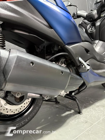 XMAX 250 ABS
