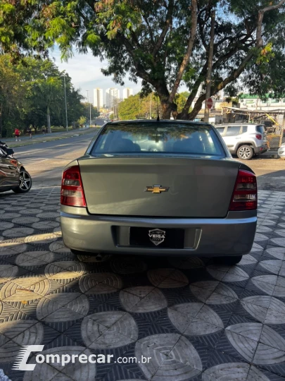 ASTRA 2.0 MPFI CD Sedan 8V