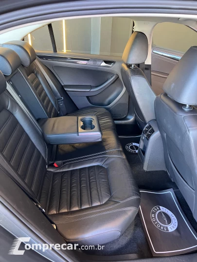 JETTA 2.0 TSI Highline 211cv