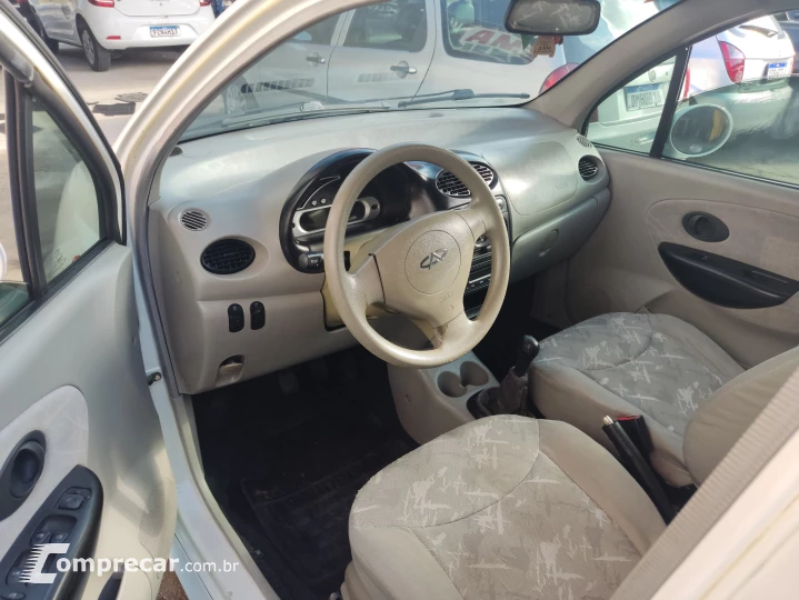 QQ 1.1 MPFI 16V