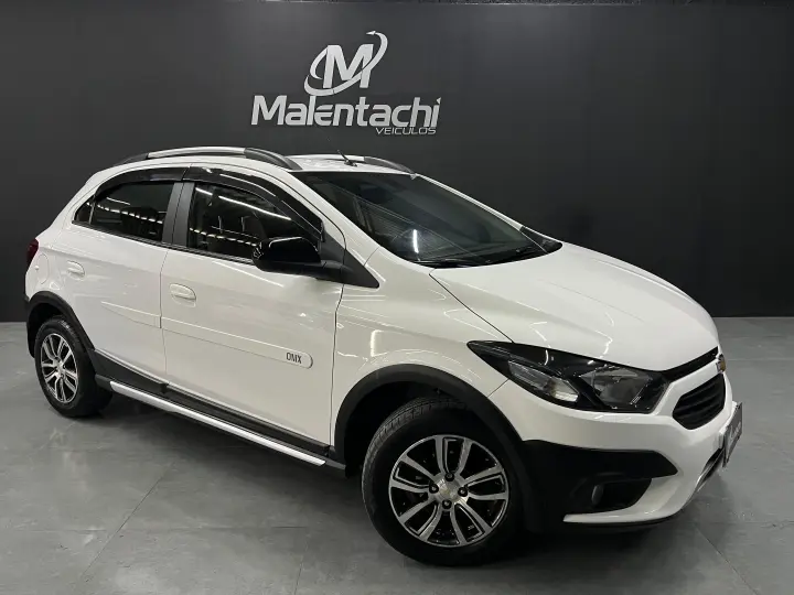 ONIX 1.4 MPFI ACTIV 8V FLEX 4P AUTOMÁTICO