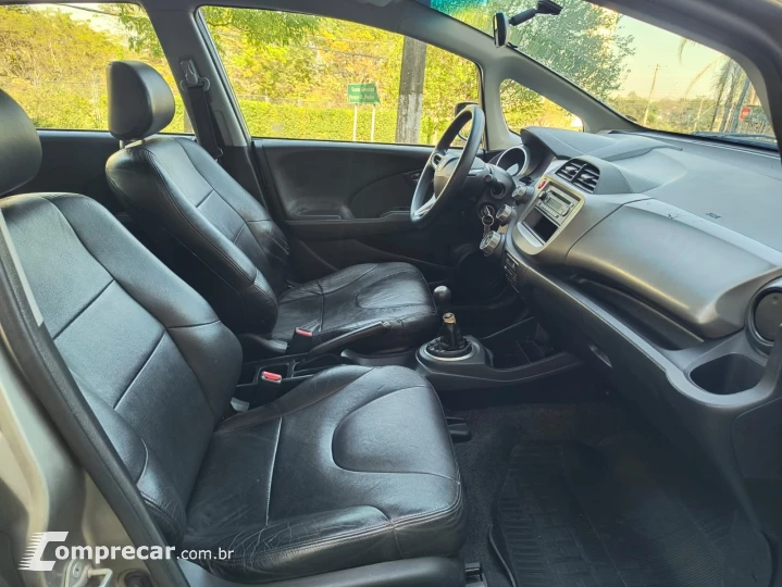 FIT 1.4 LX 16V