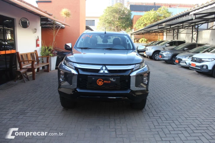 L 200 Triton 2.4 16V SPORT HPE-S 4X4 CABINE DUPLA TURBO DIES