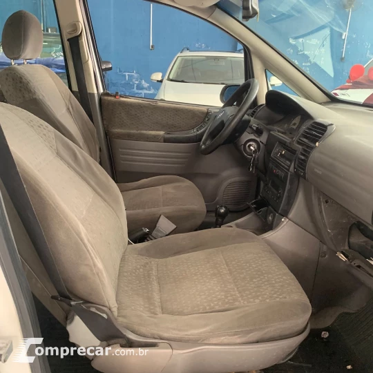 ZAFIRA 2.0 MPFI Elegance 16V