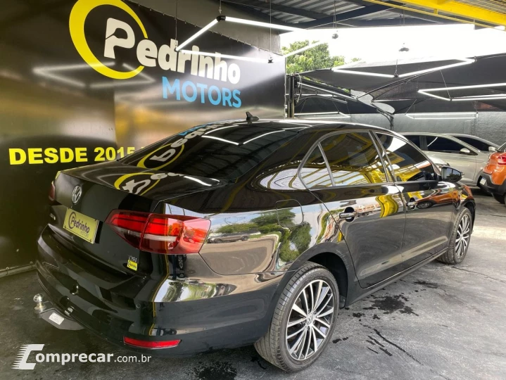 Jetta 1.4 16V 4P TSI CONFORTLINE AUTOMÁTICO