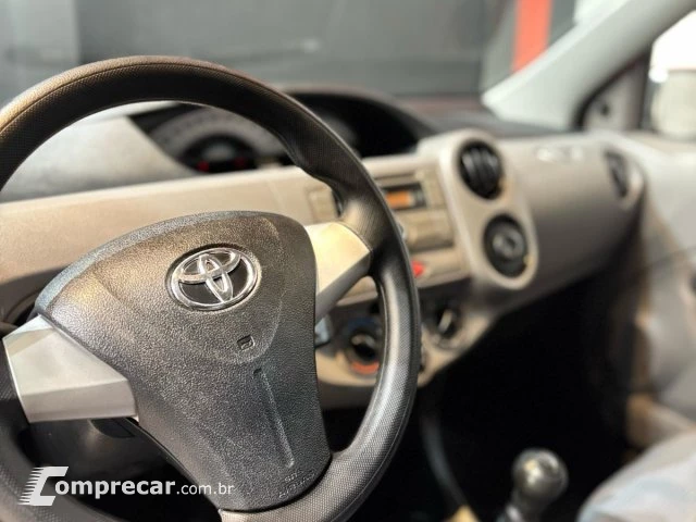 ETIOS HATCH - 1.3 XS 16V 4P MANUAL