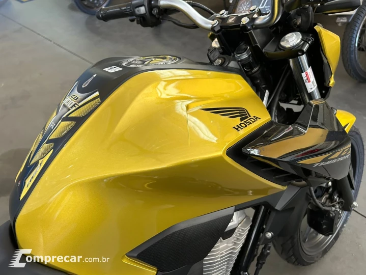 CB300F Twister
