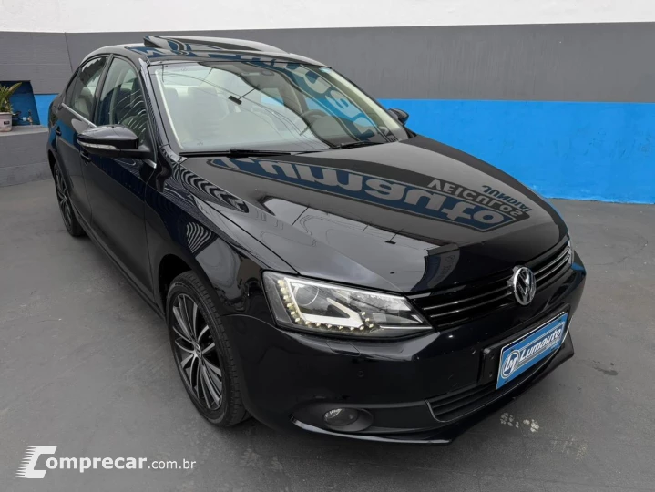 JETTA 2.0 TSI Highline 211cv