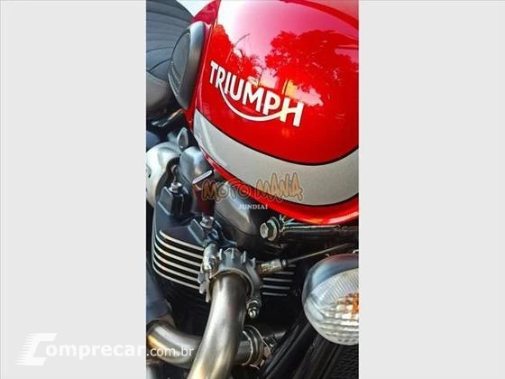 TRIUMPH STREET SCRAMBLER