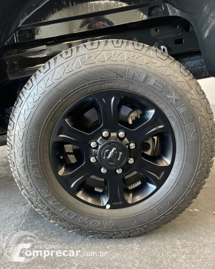2500 6.7 I6 Turbo Laramie Night Edition CD 4X4