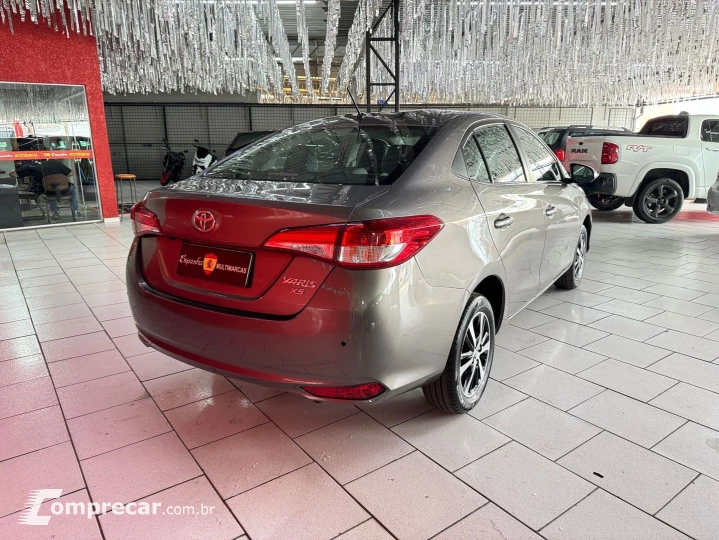 Yaris 1.5 16V Flex Sedan Xs Connect Multidrive