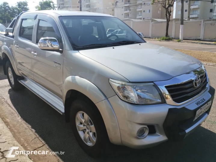 Hilux Caminhonete 2.7 16V 4P SRV FLEX 4X4  CABINE DUPLA AUTO