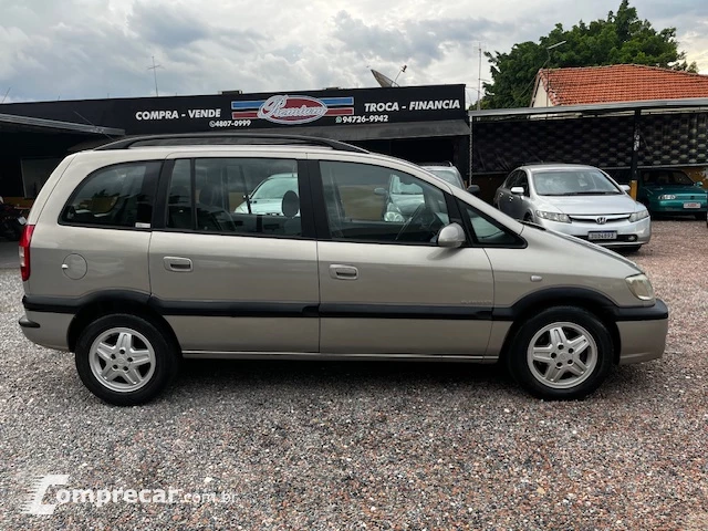 ZAFIRA 2.0 MPFI Elegance 8V