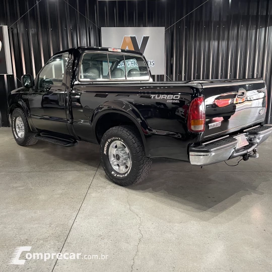F-250 4.2 XLT 4X2 CS V6