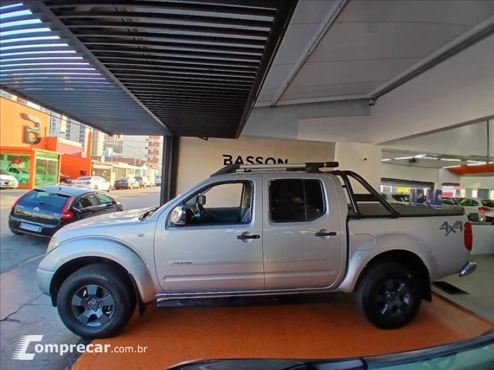 FRONTIER 2.5 LE 4X4 CD Turbo Eletronic