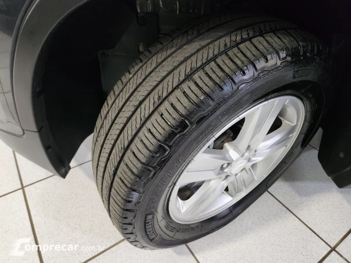 Tracker 1.8 16V 4P FLEX LT AUTOMÁTICO
