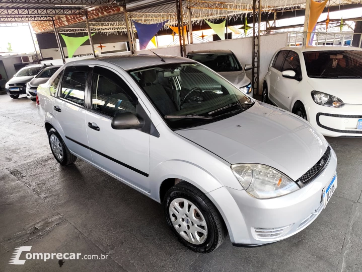 FIESTA 1.6 Rocam Sedan 8V