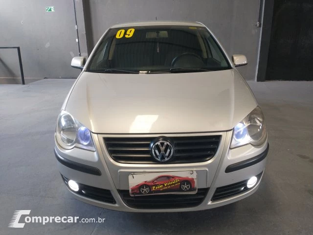 POLO - 1.6 MI 8V TOTAL 4P MANUAL