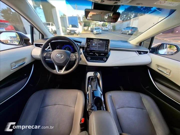 COROLLA 1.8 VVT-I Hybrid Altis Premium