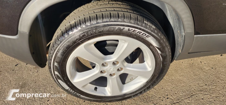 TRACKER 1.8 MPFI LTZ 4X2 16V