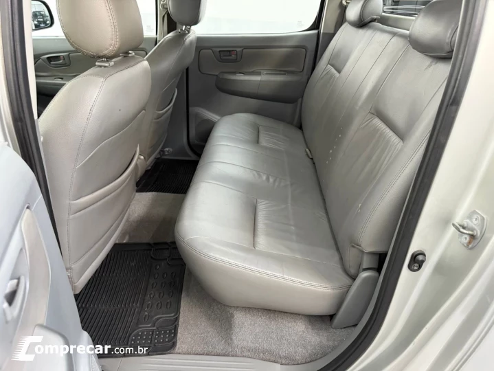 HILUX 2.4 4X4 CD 8V