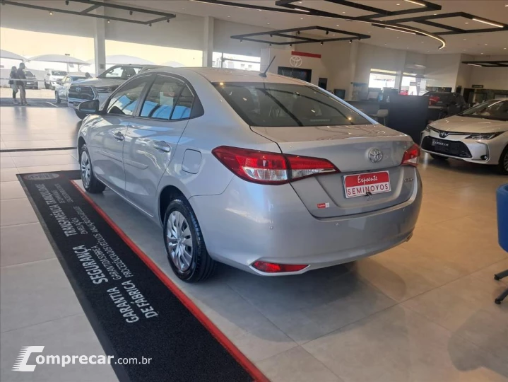 YARIS 1.5 16V FLEX SEDAN XL LIVE MULTIDRIVE