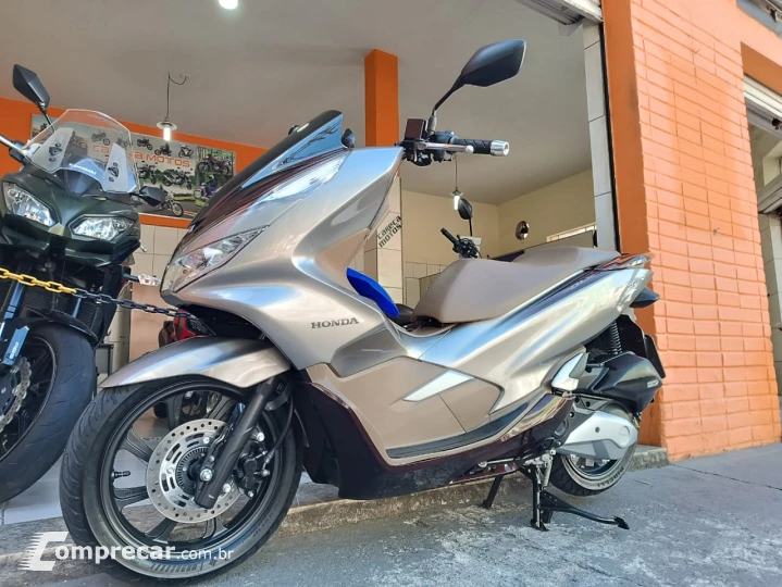 PCX 150 DLX ABS